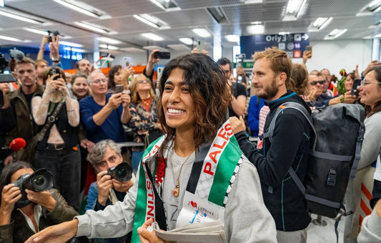 rima hassan echarpe